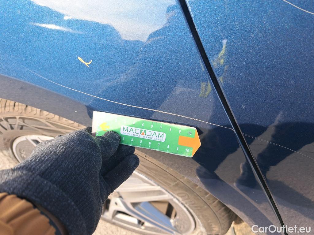  Mercedes  A-Klasse MERCEDES-BENZ Clase A / 2018 / 5P / berlina con portón A 200 d #22