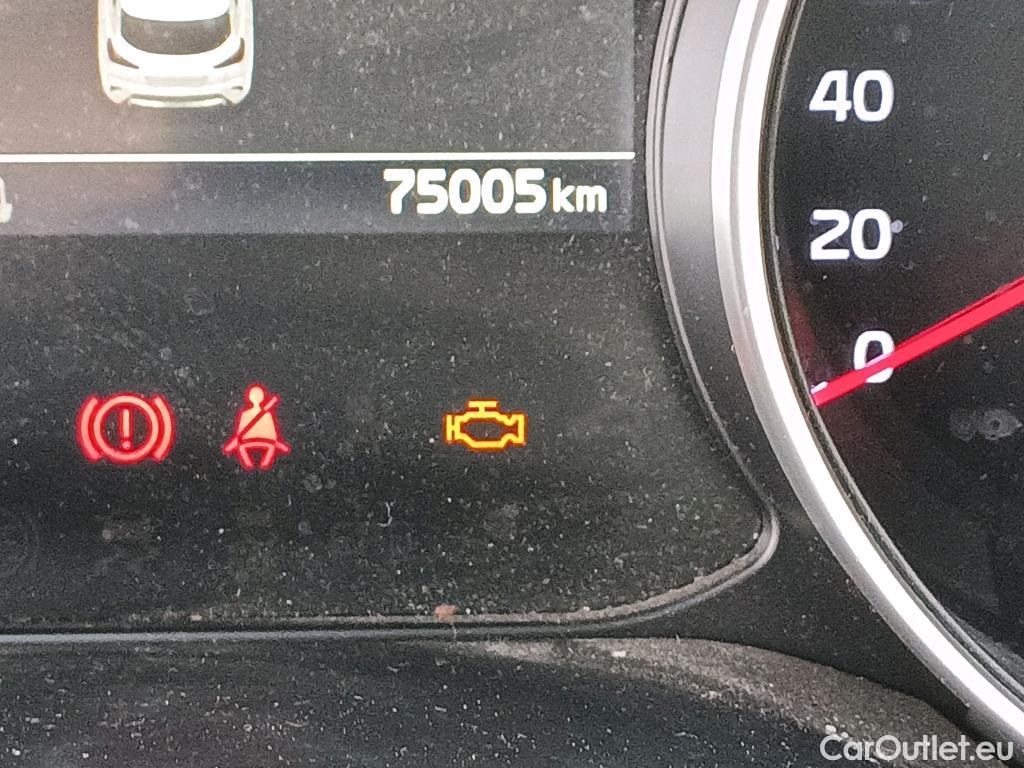  KIA  XCeed KIA  / 2019 / 5P / todoterreno 1.0 T-GDi Drive 88kW (120CV) #24