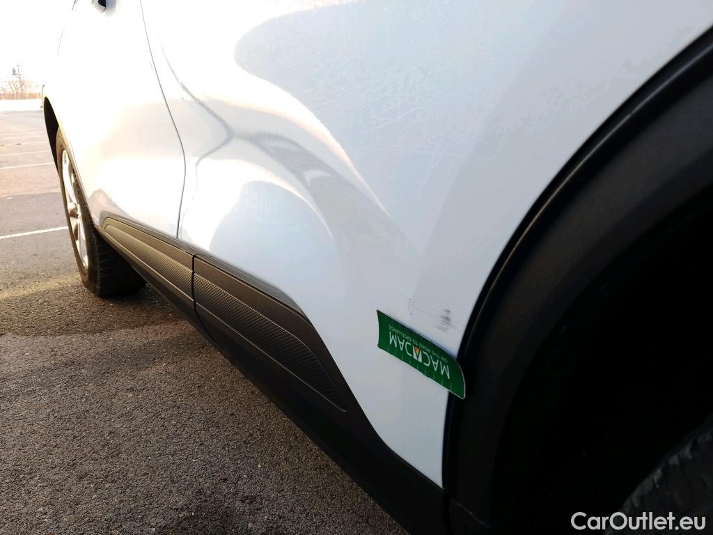  Ford  Kuga FORD  / 2019 / 5P / todoterreno Titanium 1.5T EcoBoost 88kW (120CV) #16