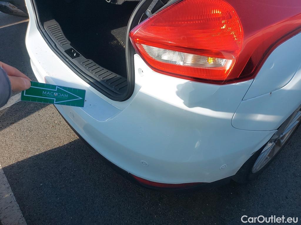  Ford  Focus FORD  5p 3G berlina con portón 1.5 TDCi E6 88kW (120CV) Trend+ #30