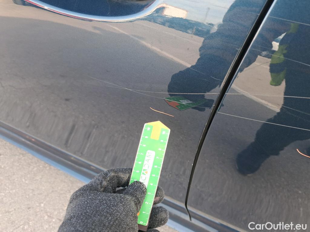  Mercedes  A-Klasse MERCEDES-BENZ Clase A / 2018 / 5P / berlina con portón A 200 d #14