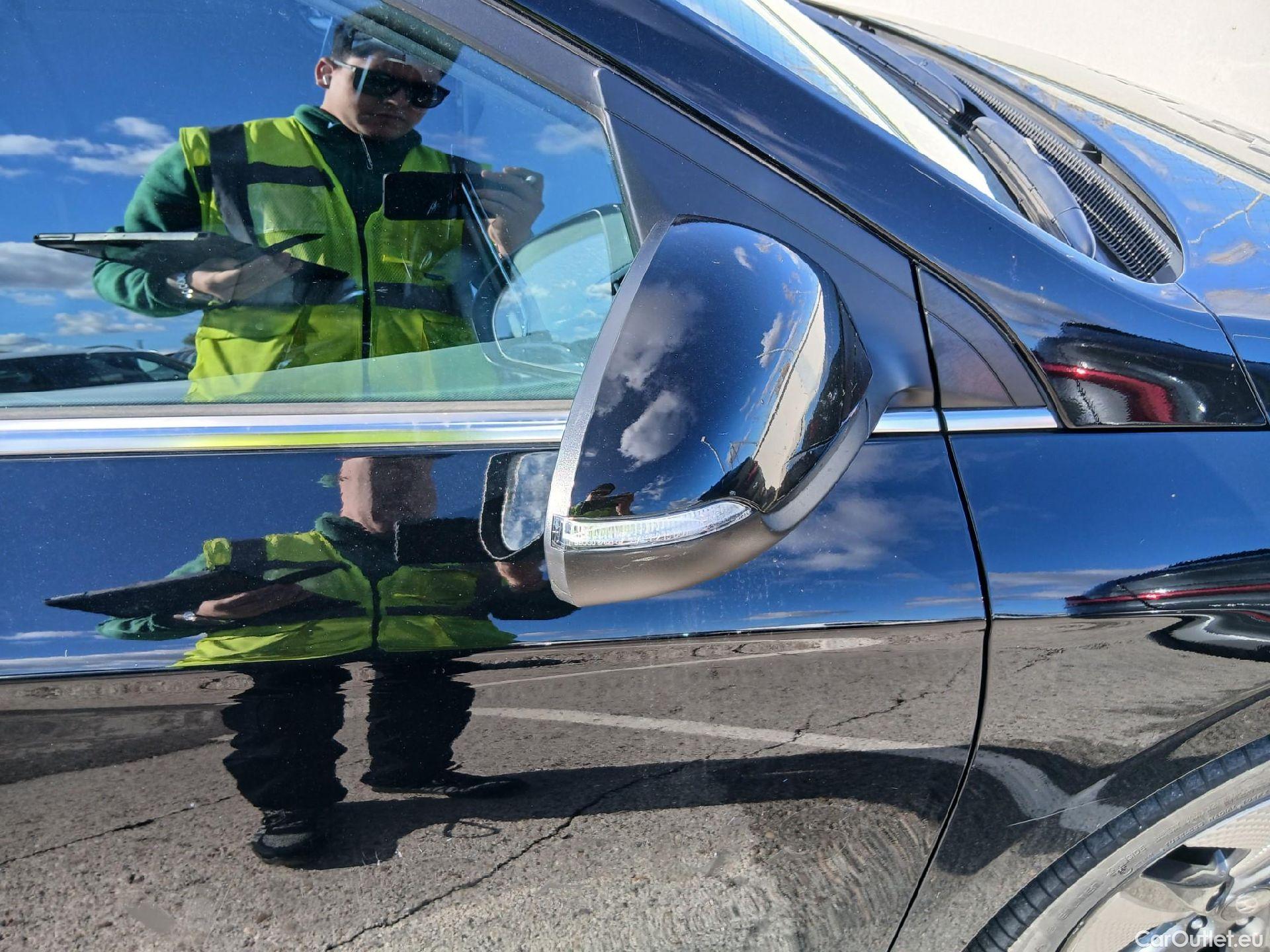  Hyundai   Ioniq HYUNDAI / 2019 / 5P / berlina con portón 1.6 GDI HEV Tecno DCT #50