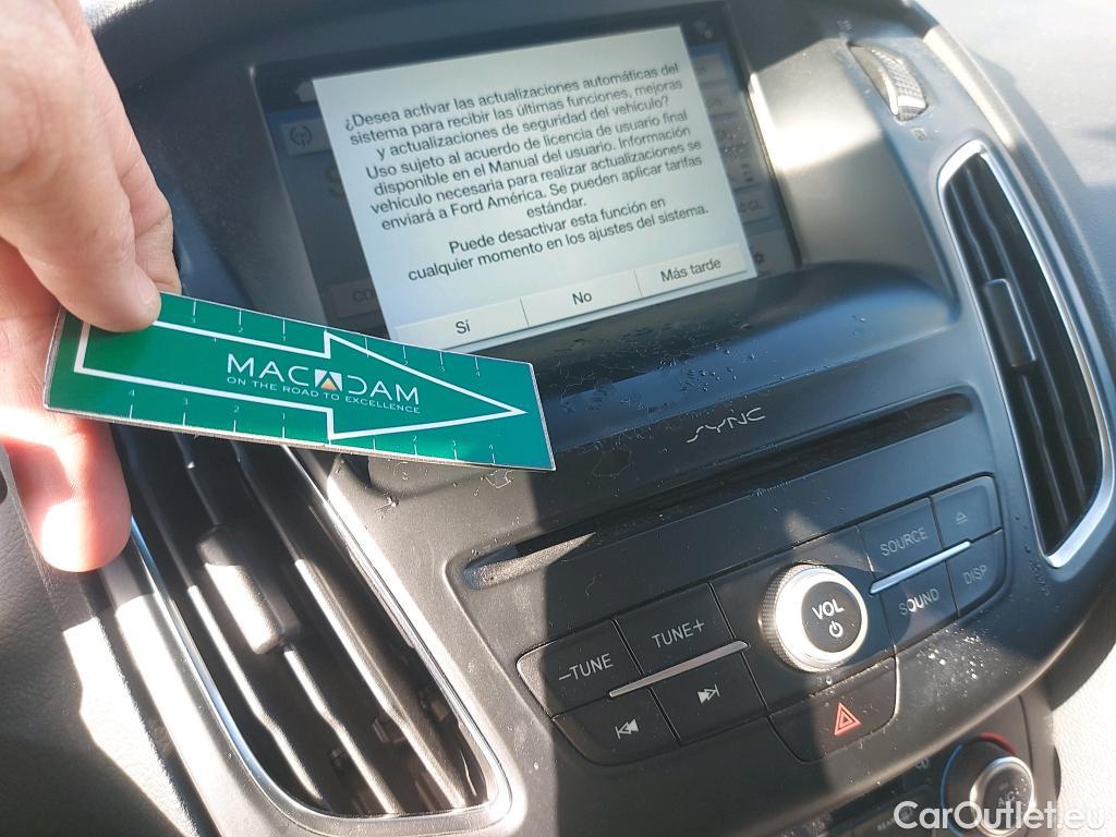  Ford  Focus FORD  5p 3G berlina con portón 1.5 TDCi E6 88kW (120CV) Trend+ #21