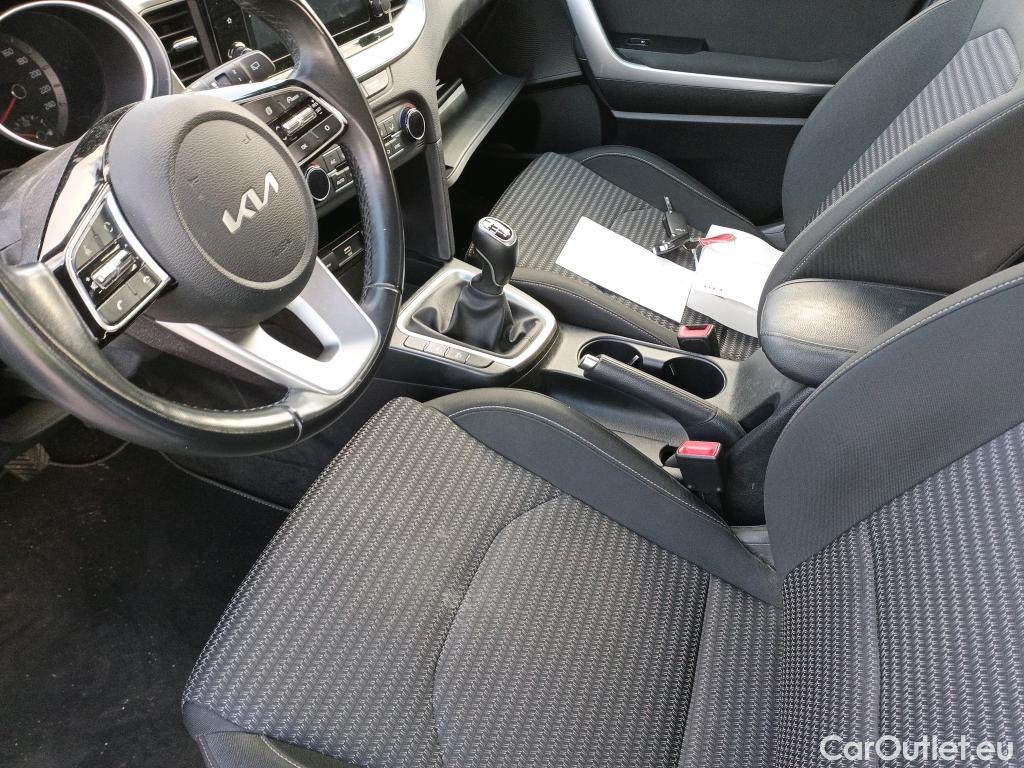  KIA  XCeed KIA  / 2019 / 5P / todoterreno 1.0 T-GDi Drive 88kW (120CV) #6