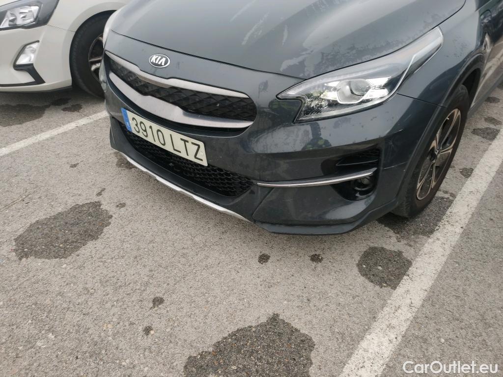  KIA  XCeed KIA  1.6 GDi PHEV 104kW (141CV) eDrive #17