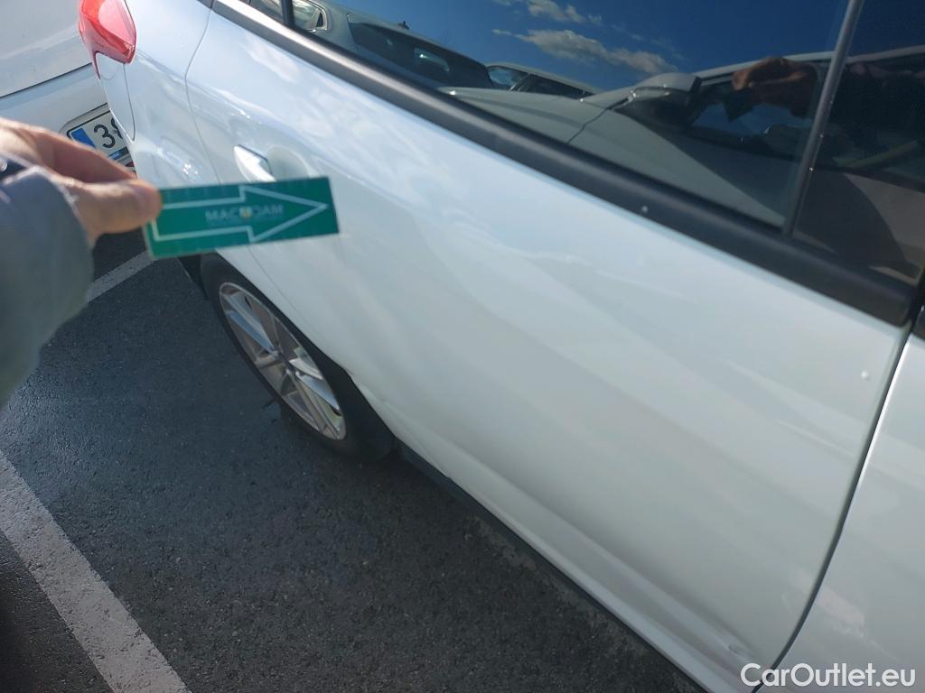  Ford  Focus FORD  5p 3G berlina con portón 1.5 TDCi E6 88kW (120CV) Trend+ #11