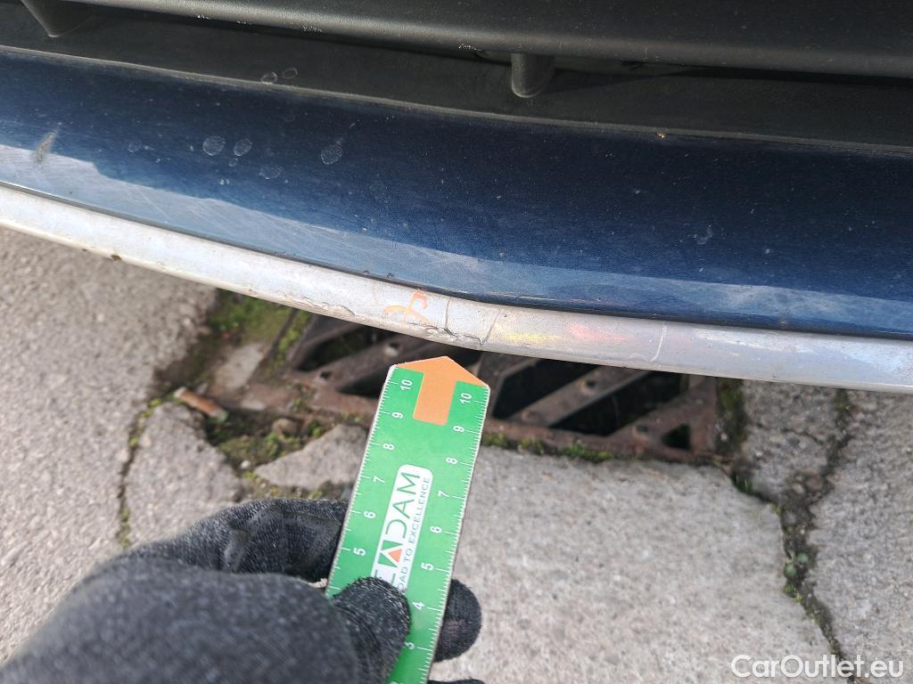  Mercedes  A-Klasse MERCEDES-BENZ Clase A / 2018 / 5P / berlina con portón A 200 d #6