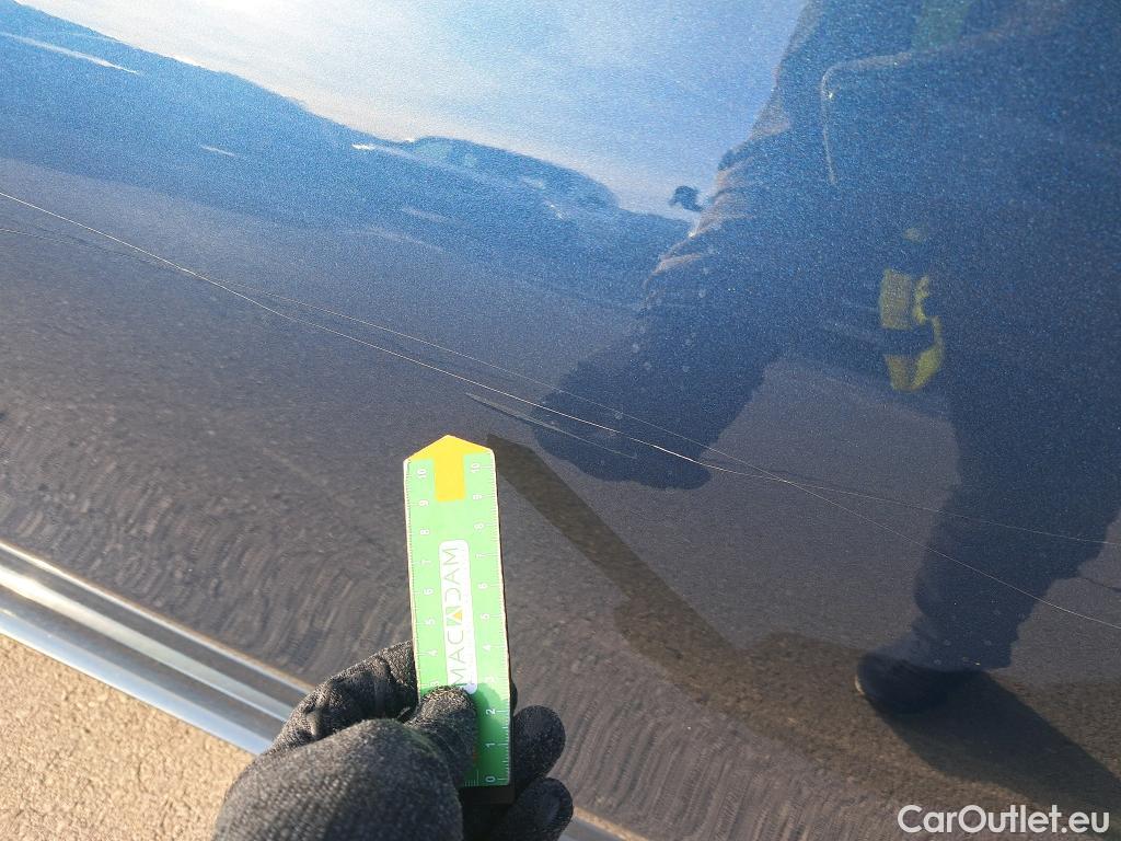  Mercedes  A-Klasse MERCEDES-BENZ Clase A / 2018 / 5P / berlina con portón A 200 d #18