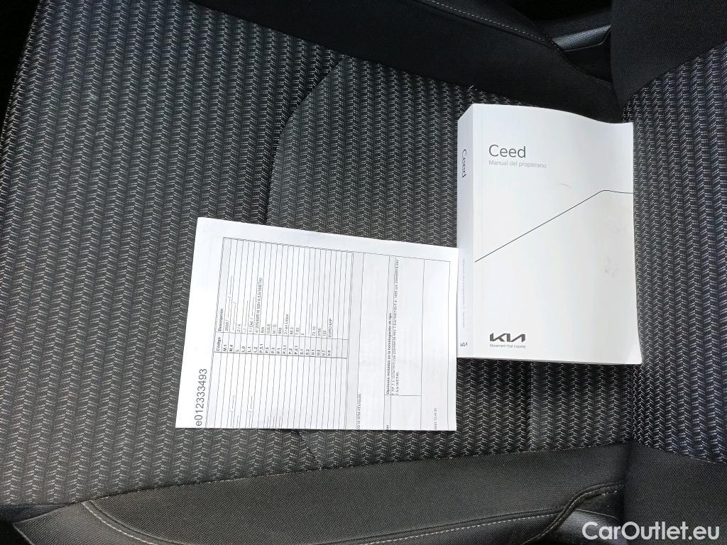  KIA  XCeed KIA  / 2019 / 5P / todoterreno 1.0 T-GDi Drive 88kW (120CV) #14