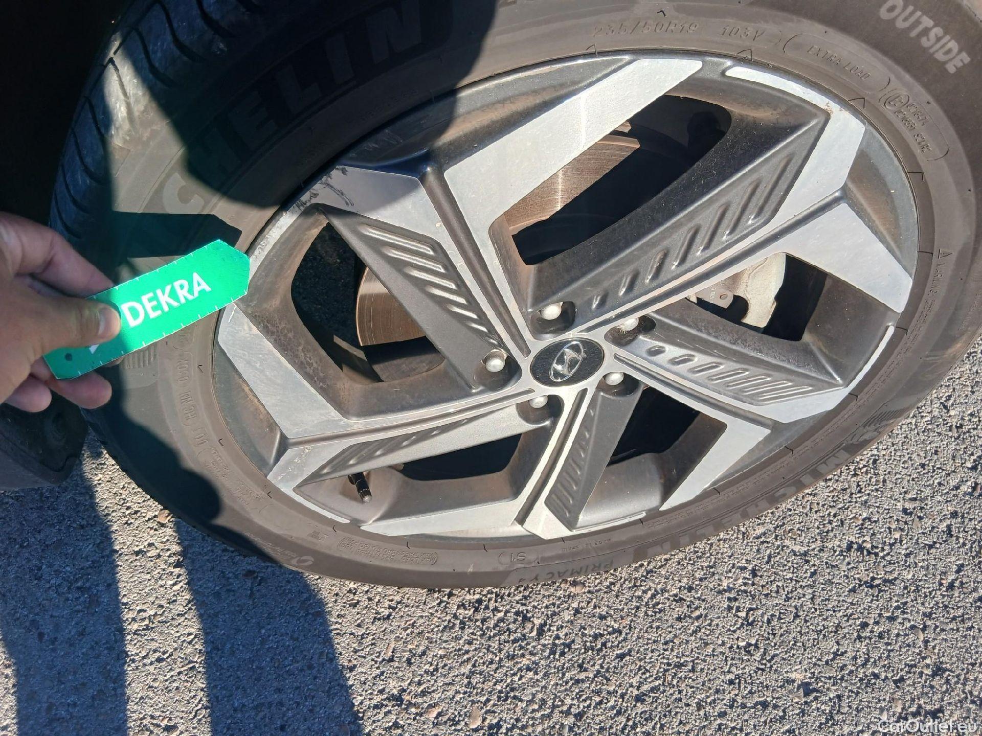  Hyundai  Tucson HYUNDAI  / 2020 / 5P / todoterreno 1.6 TGDI PHEV 195kW Style Auto 4x4 #22