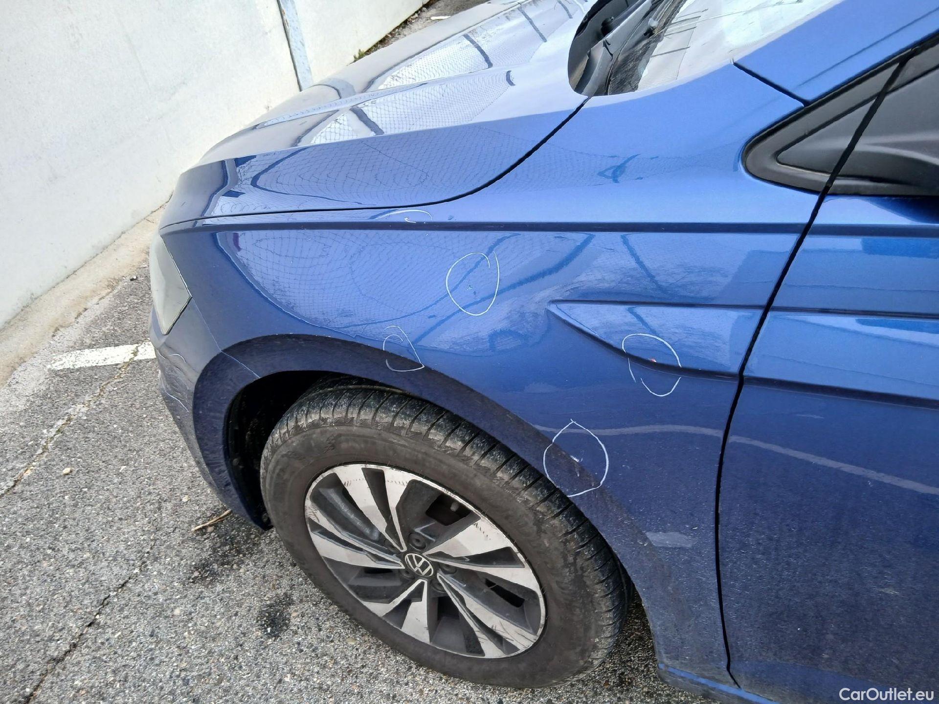  Volkswagen  Polo VOLKSWAGEN  / 2017 / 5P / berlina con portón Advance 1.0 TSI 70kW (95CV) #8