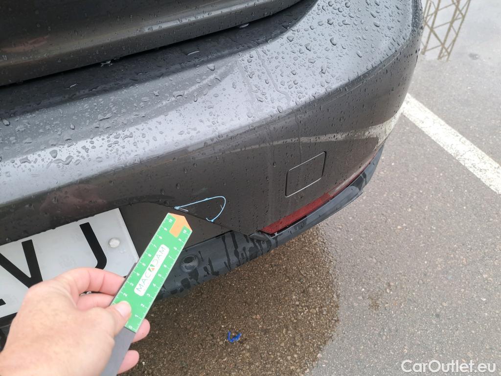  Peugeot  508 PEUGEOT  / 2018 / 5P / berlina con portón 5P Active Pack BlueHDi 130 S&S EAT8 (AC) #23