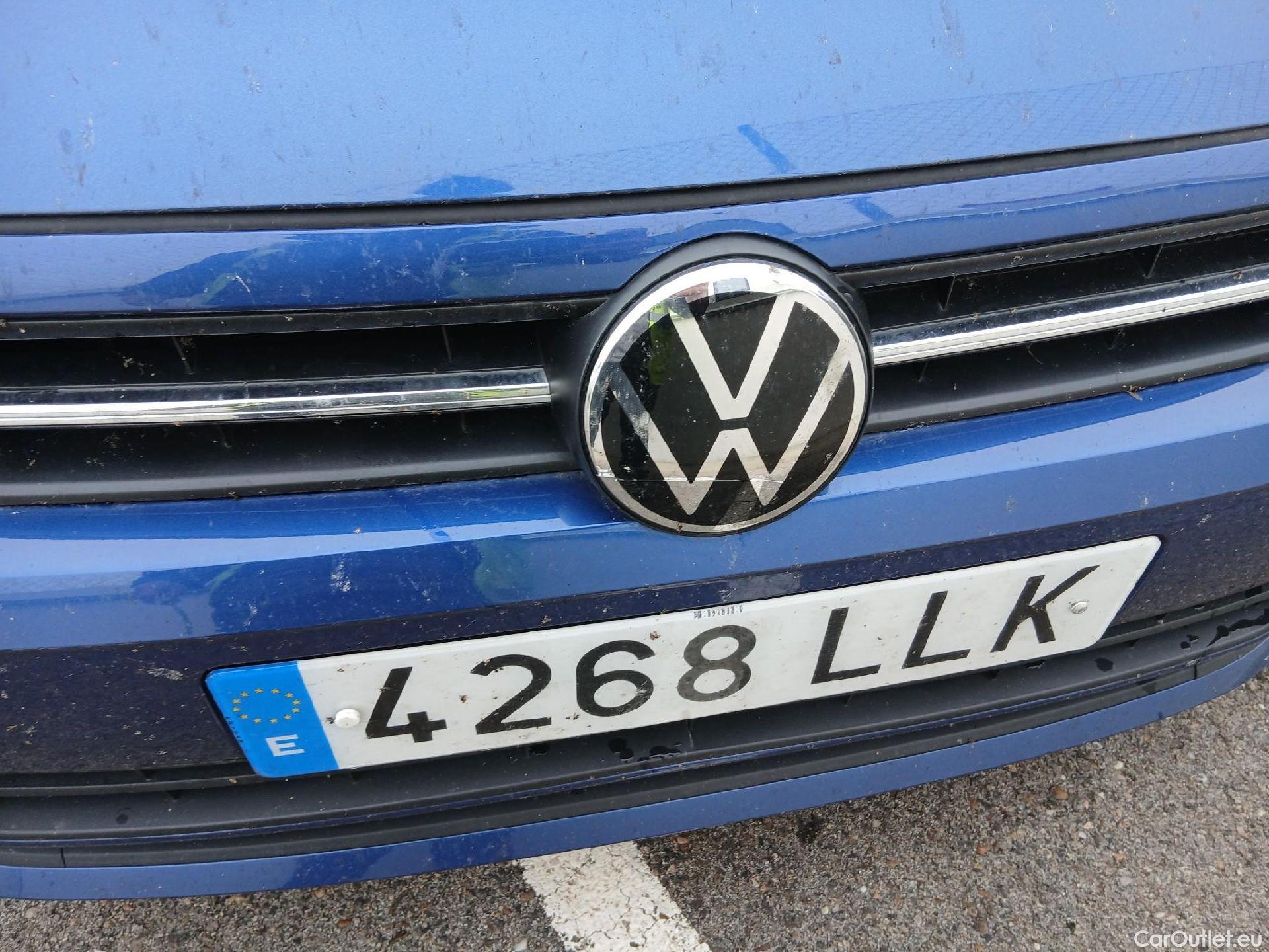  Volkswagen  Polo VOLKSWAGEN  / 2017 / 5P / berlina con portón Advance 1.0 TSI 70kW (95CV) #5