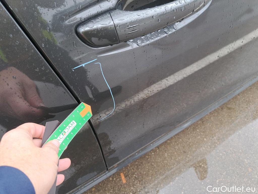  Peugeot  508 PEUGEOT  / 2018 / 5P / berlina con portón 5P Active Pack BlueHDi 130 S&S EAT8 (AC) #6