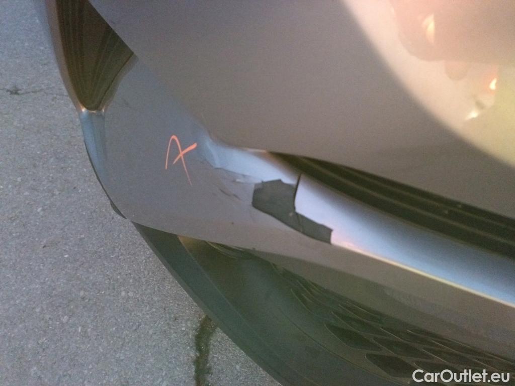  Toyota  C-HR TOYOTA  / 2016 / 5P / todoterreno 1.8 125H Advance (CX) #10