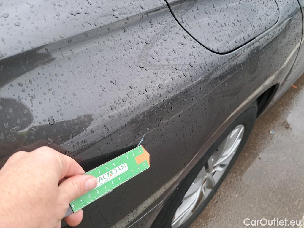  Peugeot  508 PEUGEOT  / 2018 / 5P / berlina con portón 5P Active Pack BlueHDi 130 S&S EAT8 (AC) #12