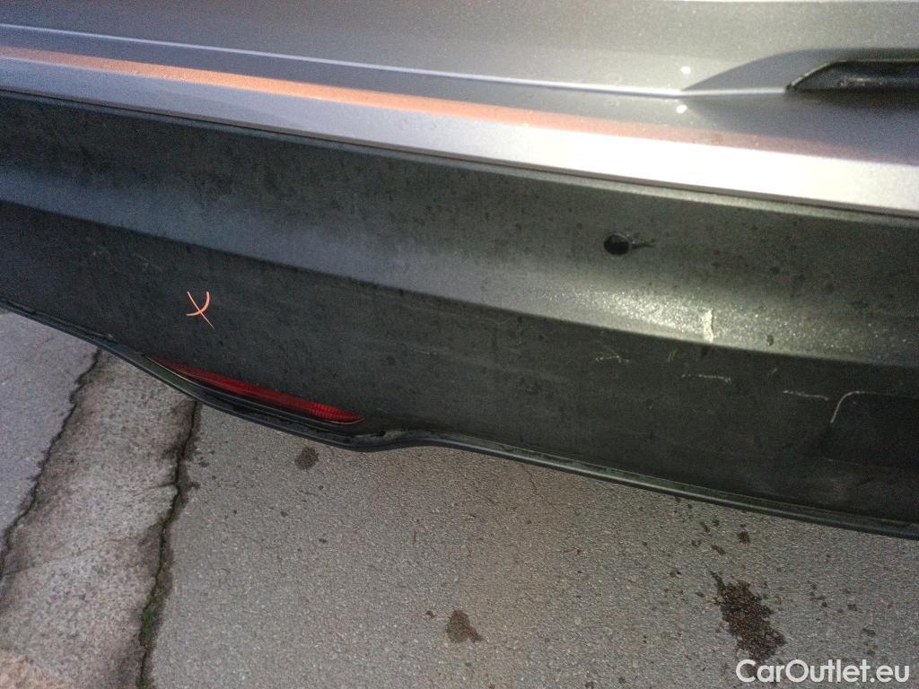  Toyota  C-HR TOYOTA  / 2016 / 5P / todoterreno 1.8 125H Advance (CX) #15