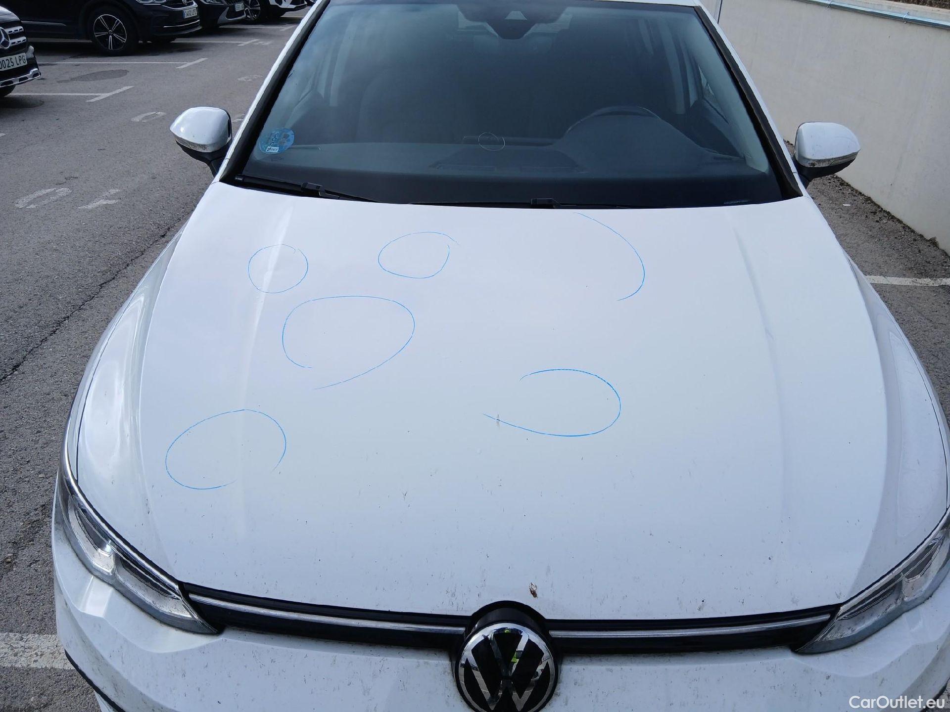  Volkswagen  Golf  VOLKSWAGEN / 2020 / 5P / berlina con portón Life 1.0 eTSI 81kW (110CV) DSG #4