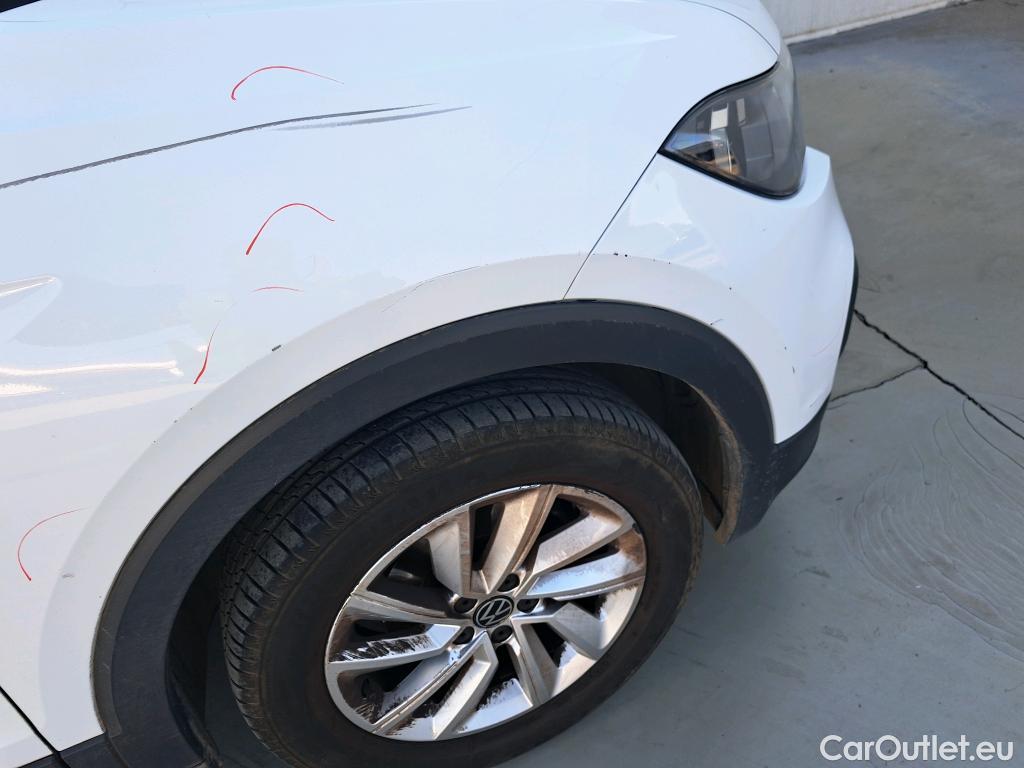  Volkswagen  T-CROSS VOLKSWAGEN  / 2018 / 5P / todoterreno Advance 1.0 TSI 81kW (110CV) DSG (AC) #39