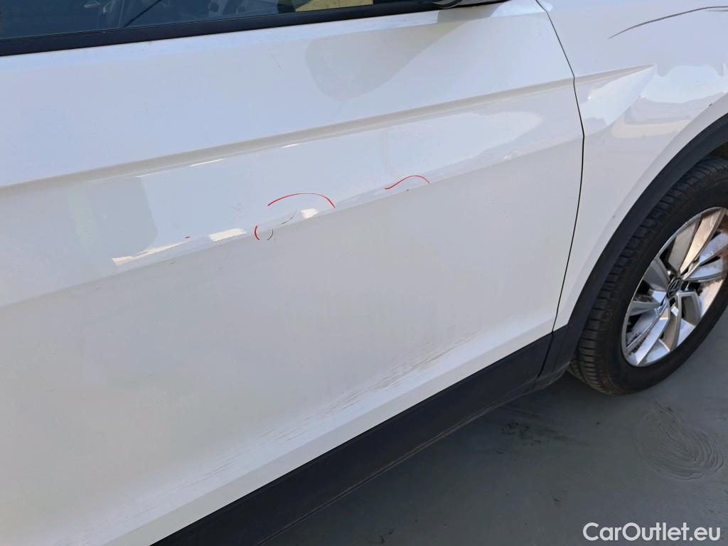  Volkswagen  T-CROSS VOLKSWAGEN  / 2018 / 5P / todoterreno Advance 1.0 TSI 81kW (110CV) DSG (AC) #21