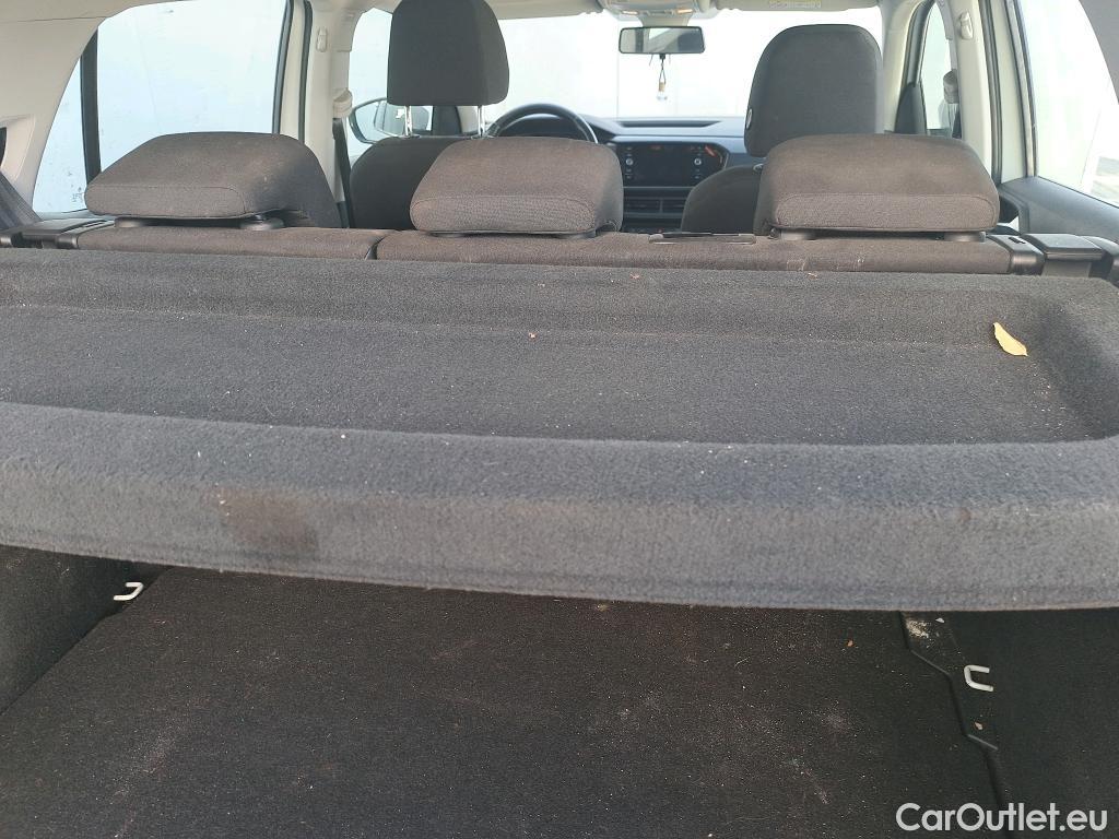  Volkswagen  T-CROSS VOLKSWAGEN  / 2018 / 5P / todoterreno Advance 1.0 TSI 81kW (110CV) DSG (AC) #26