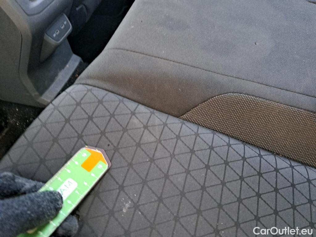  Volkswagen  T-CROSS VOLKSWAGEN  / 2018 / 5P / todoterreno Advance 1.0 TSI 81kW (110CV) DSG (AC) #2