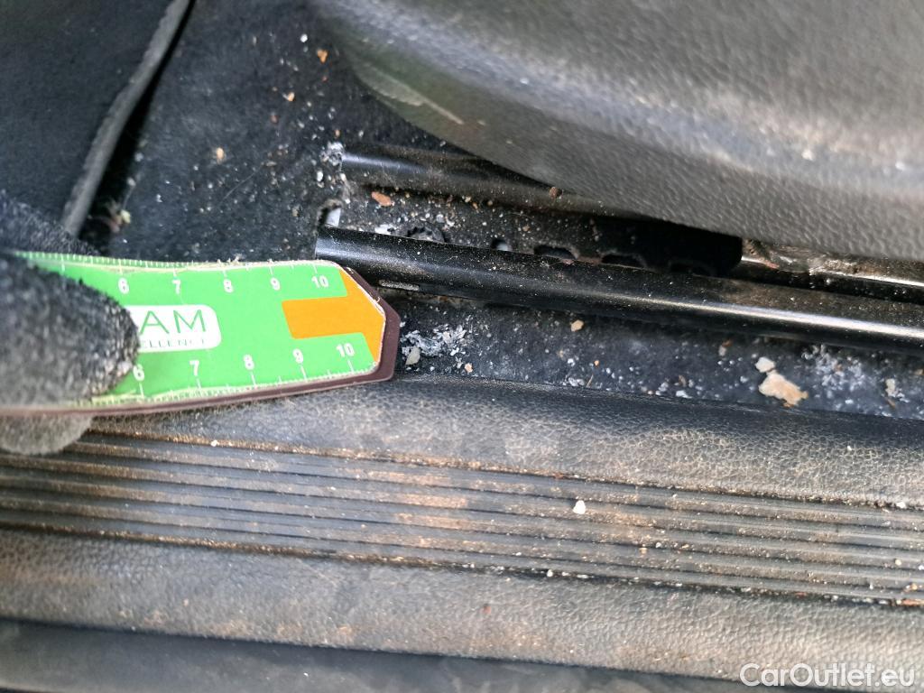  Volkswagen  T-CROSS VOLKSWAGEN  / 2018 / 5P / todoterreno Advance 1.0 TSI 81kW (110CV) DSG (AC) #18