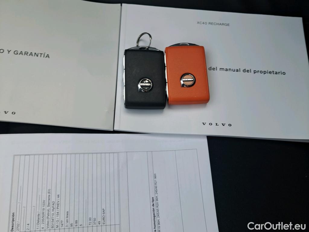  Volvo  XC 40 VOLVO XC40 / 2017 / 5P / todoterreno 1.5 T4 Twin Recharge R-Design Auto #28