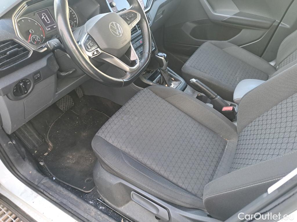  Volkswagen  T-CROSS VOLKSWAGEN  / 2018 / 5P / todoterreno Advance 1.0 TSI 81kW (110CV) DSG (AC) #28