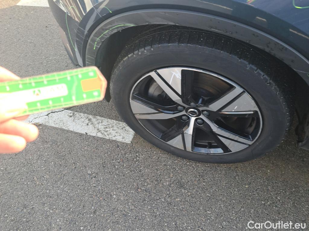  Volvo  XC 40 VOLVO XC40 / 2017 / 5P / todoterreno 1.5 T4 Twin Recharge R-Design Auto #12