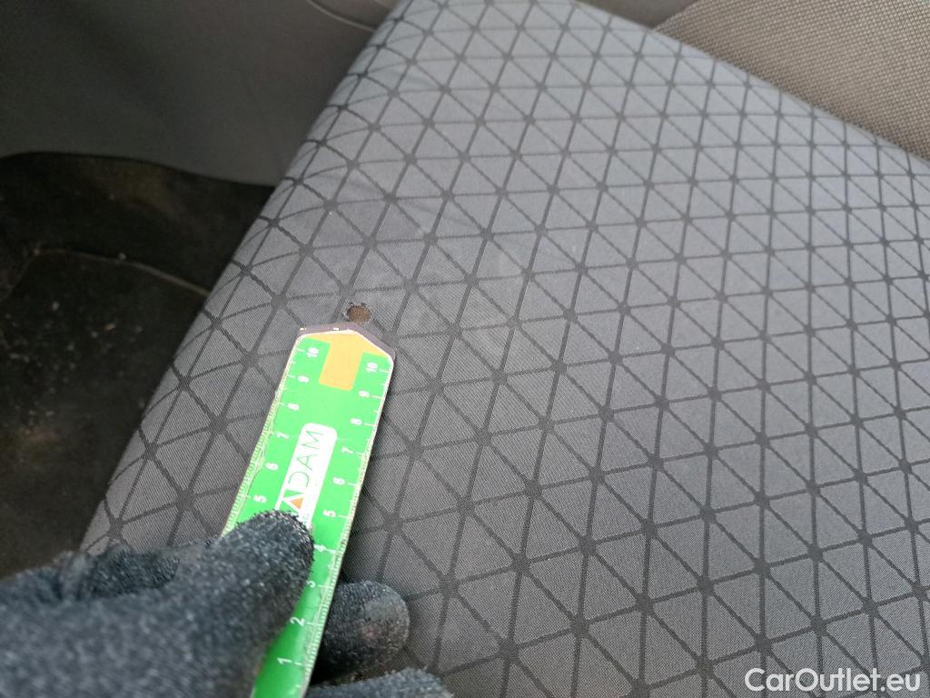  Volkswagen  T-CROSS VOLKSWAGEN  / 2018 / 5P / todoterreno Advance 1.0 TSI 81kW (110CV) DSG (AC) #14