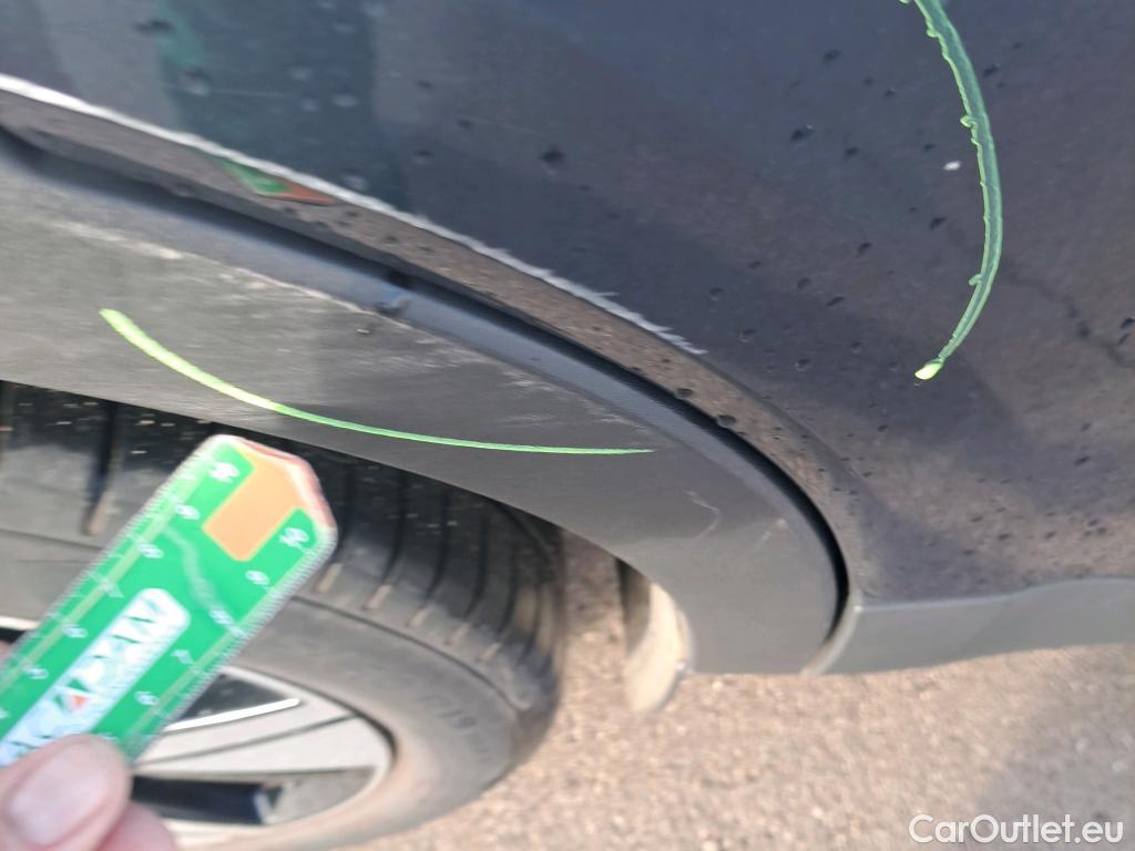  Volvo  XC 40 VOLVO XC40 / 2017 / 5P / todoterreno 1.5 T4 Twin Recharge R-Design Auto #48