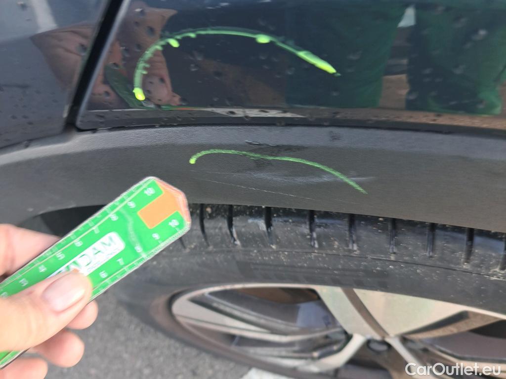  Volvo  XC 40 VOLVO XC40 / 2017 / 5P / todoterreno 1.5 T4 Twin Recharge R-Design Auto #46