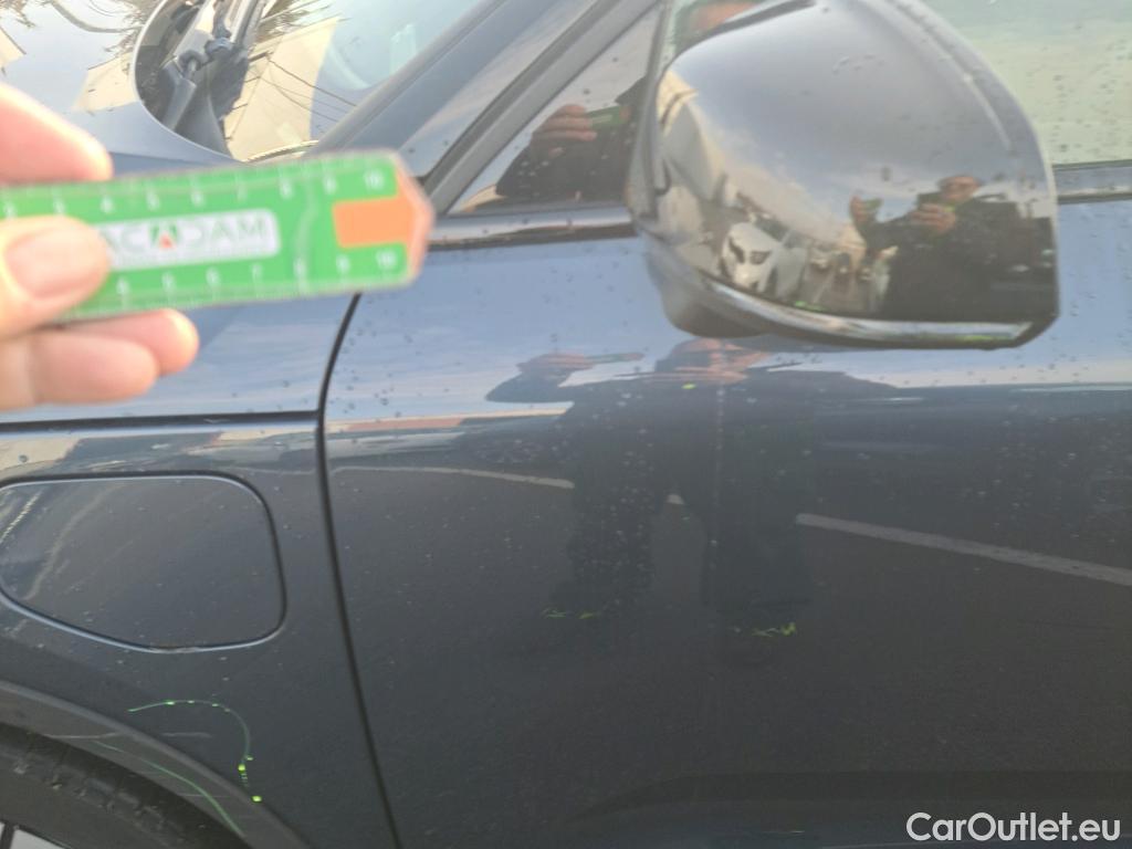  Volvo  XC 40 VOLVO XC40 / 2017 / 5P / todoterreno 1.5 T4 Twin Recharge R-Design Auto #25