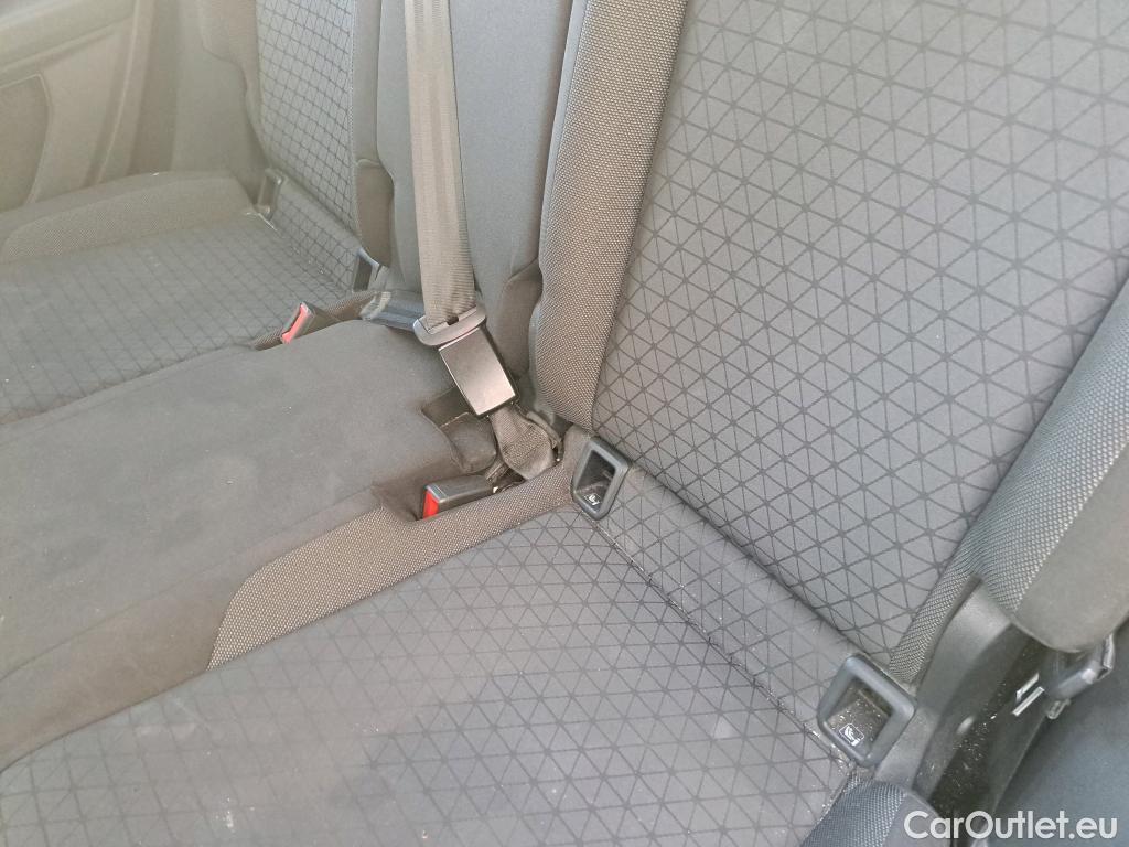  Volkswagen  T-CROSS VOLKSWAGEN  / 2018 / 5P / todoterreno Advance 1.0 TSI 81kW (110CV) DSG (AC) #43