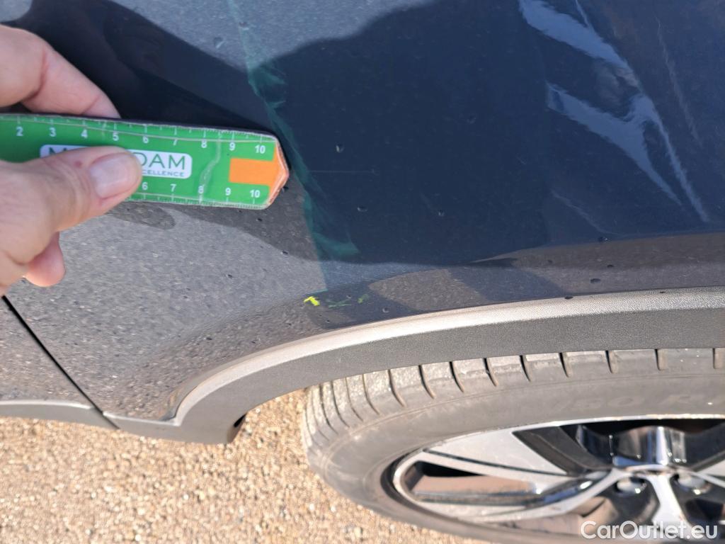  Volvo  XC 40 VOLVO XC40 / 2017 / 5P / todoterreno 1.5 T4 Twin Recharge R-Design Auto #16