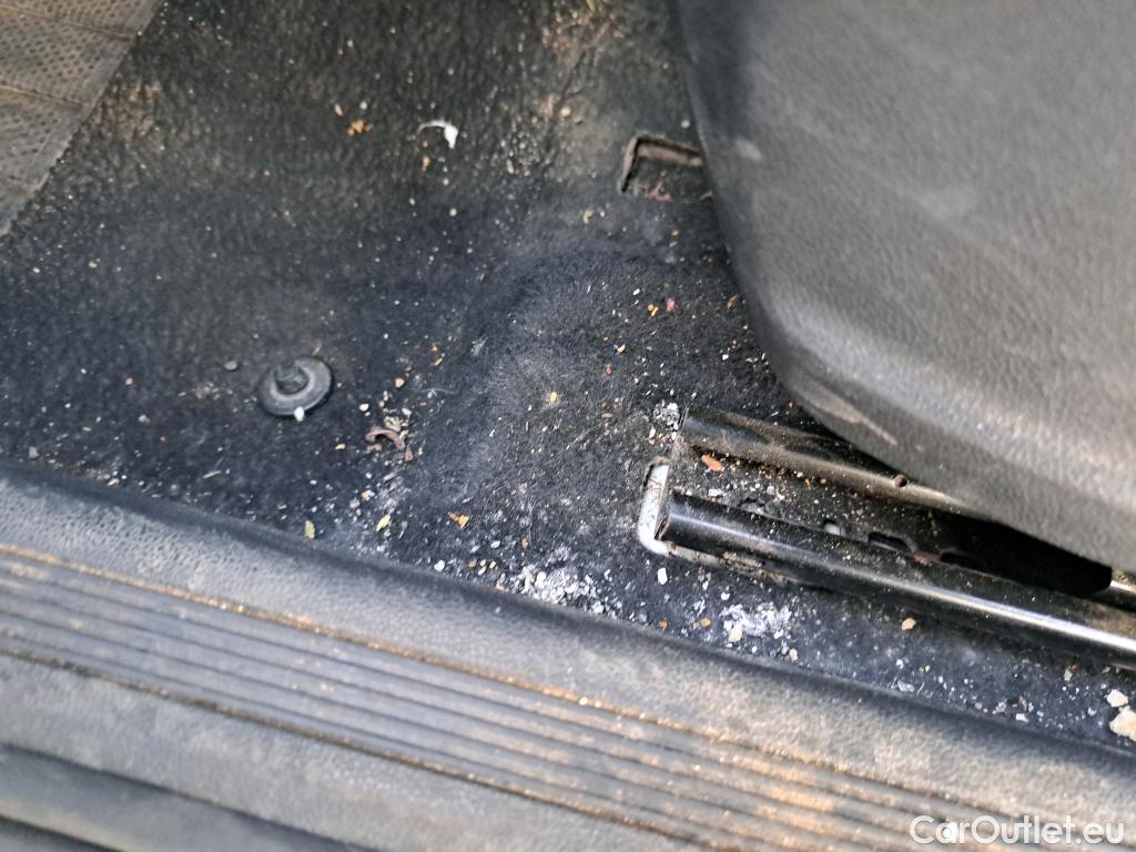  Volkswagen  T-CROSS VOLKSWAGEN  / 2018 / 5P / todoterreno Advance 1.0 TSI 81kW (110CV) DSG (AC) #17