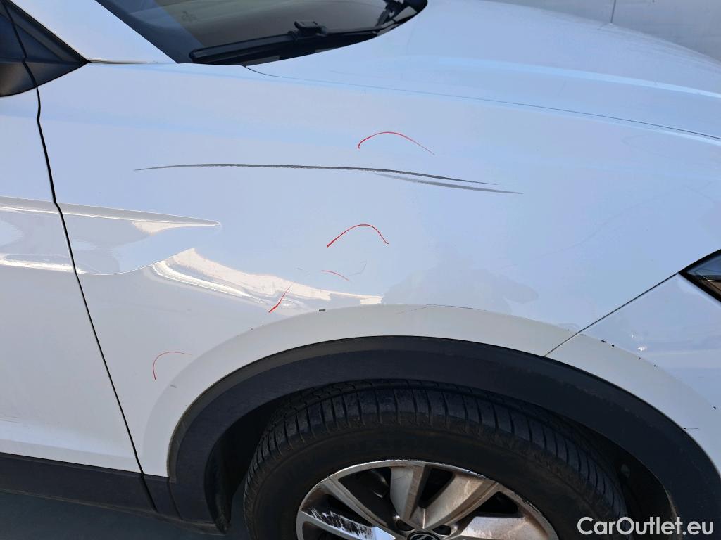  Volkswagen  T-CROSS VOLKSWAGEN  / 2018 / 5P / todoterreno Advance 1.0 TSI 81kW (110CV) DSG (AC) #11