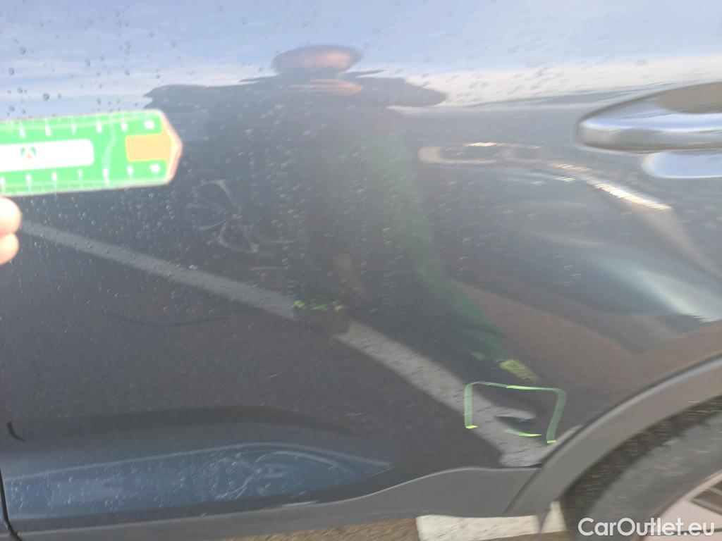  Volvo  XC 40 VOLVO XC40 / 2017 / 5P / todoterreno 1.5 T4 Twin Recharge R-Design Auto #3