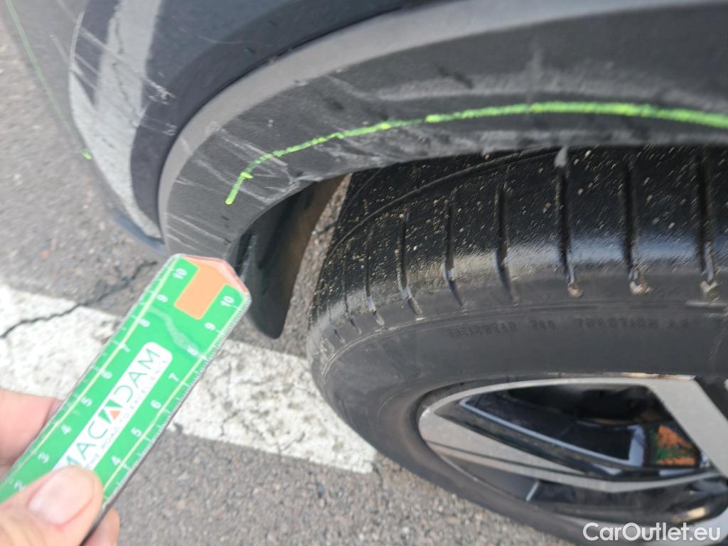  Volvo  XC 40 VOLVO XC40 / 2017 / 5P / todoterreno 1.5 T4 Twin Recharge R-Design Auto #42