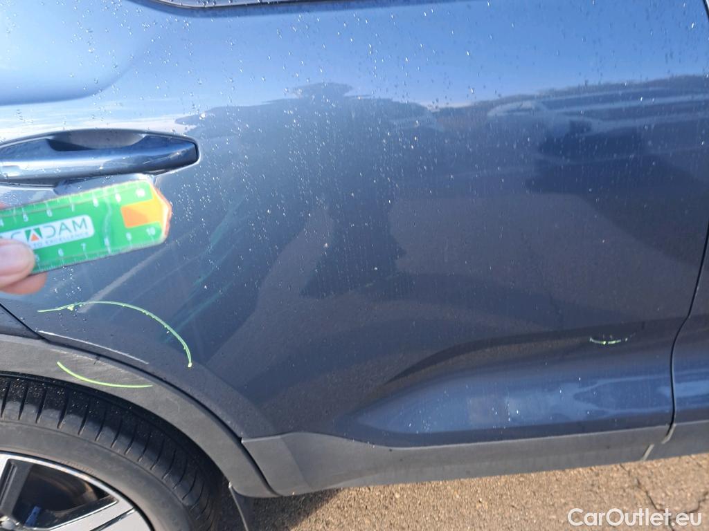  Volvo  XC 40 VOLVO XC40 / 2017 / 5P / todoterreno 1.5 T4 Twin Recharge R-Design Auto #23