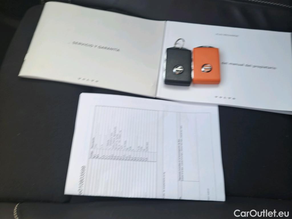  Volvo  XC 40 VOLVO XC40 / 2017 / 5P / todoterreno 1.5 T4 Twin Recharge R-Design Auto #27