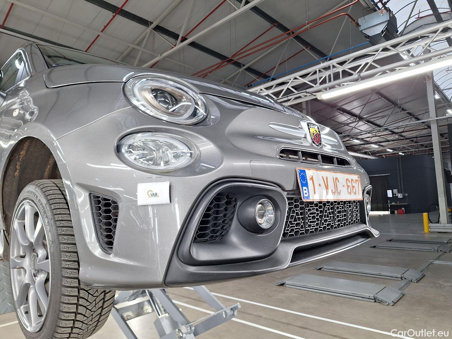  Abarth  500 Fiat,  '15, Abarth  1.4 T-Jet 595 107kW 3d #13