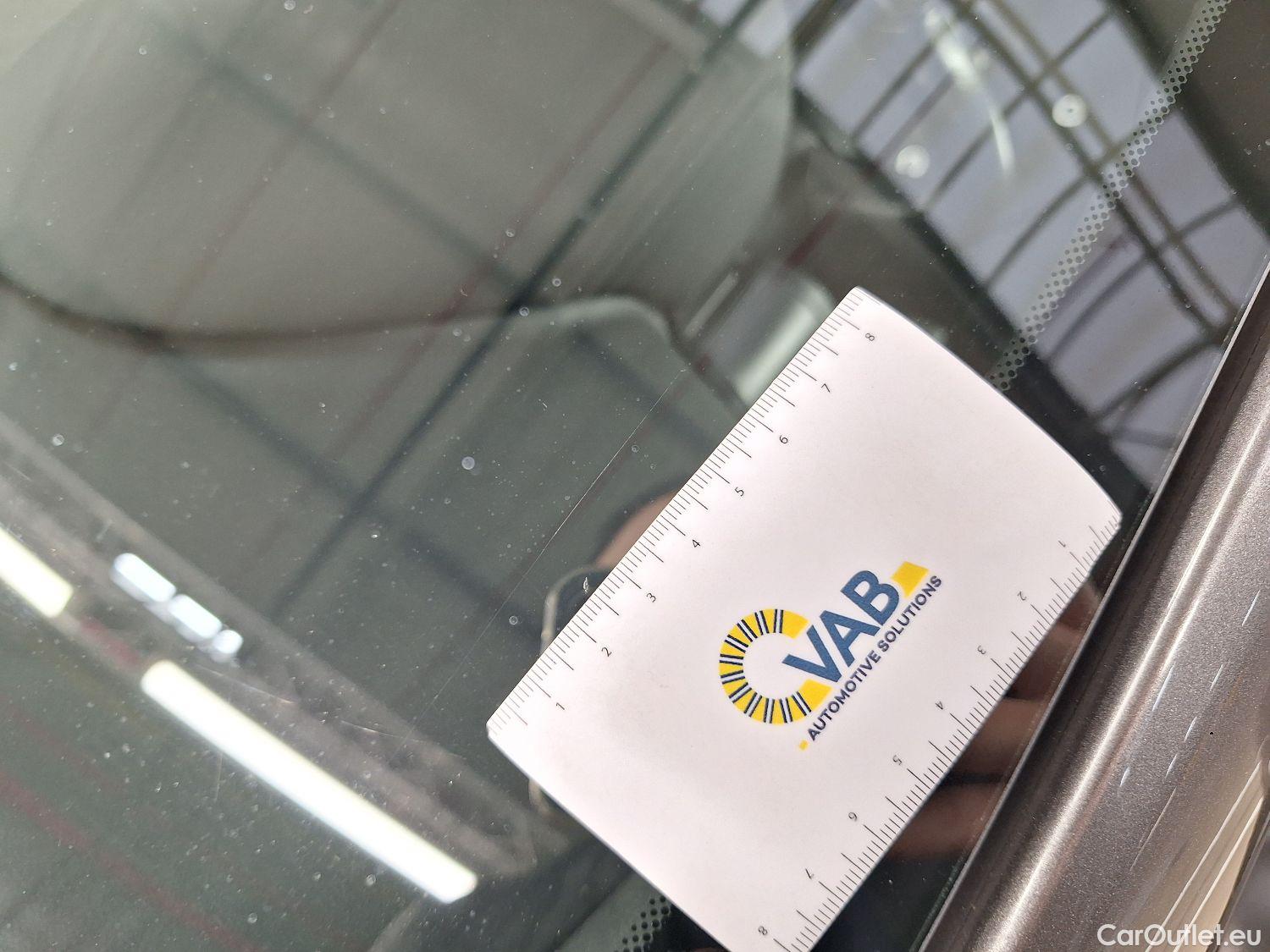  Abarth  500 Fiat,  '15, Abarth  1.4 T-Jet 595 107kW 3d #52