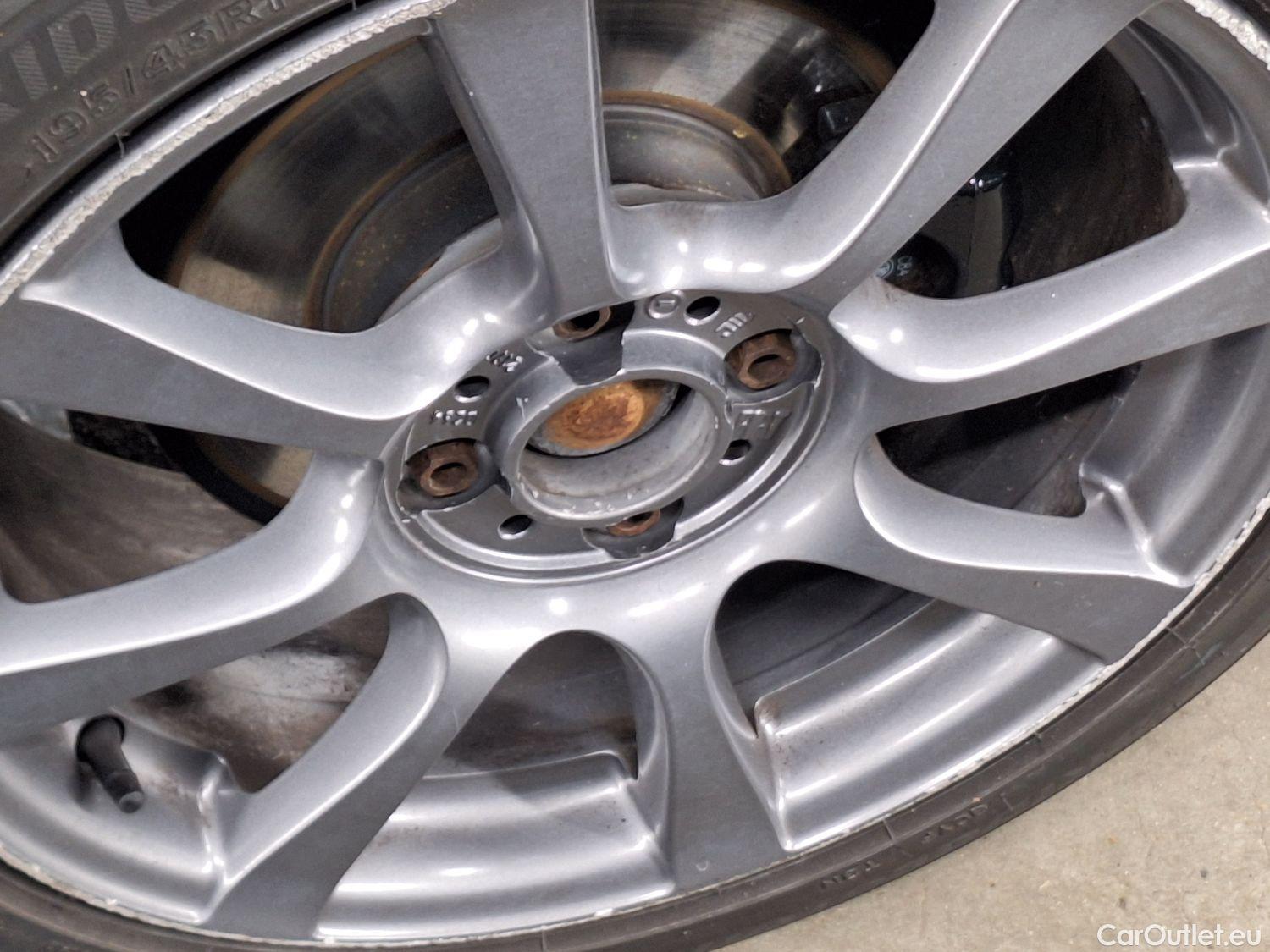  Abarth  500 Fiat,  '15, Abarth  1.4 T-Jet 595 107kW 3d #10