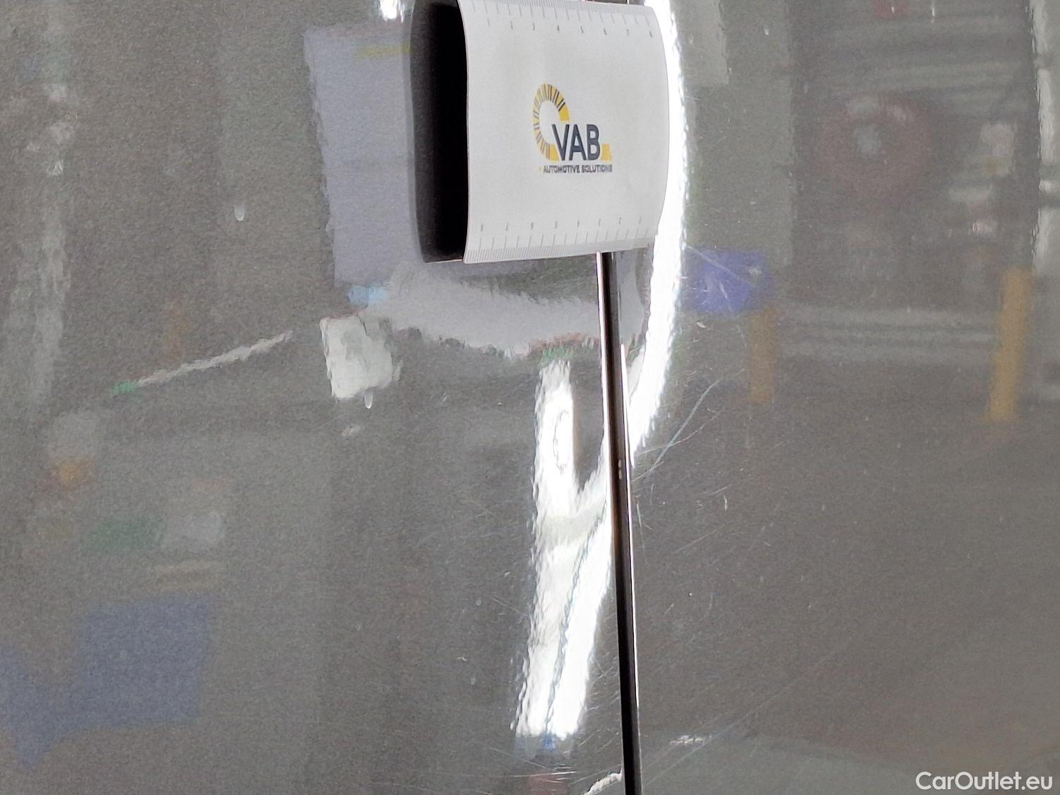  Abarth  500 Fiat,  '15, Abarth  1.4 T-Jet 595 107kW 3d #25