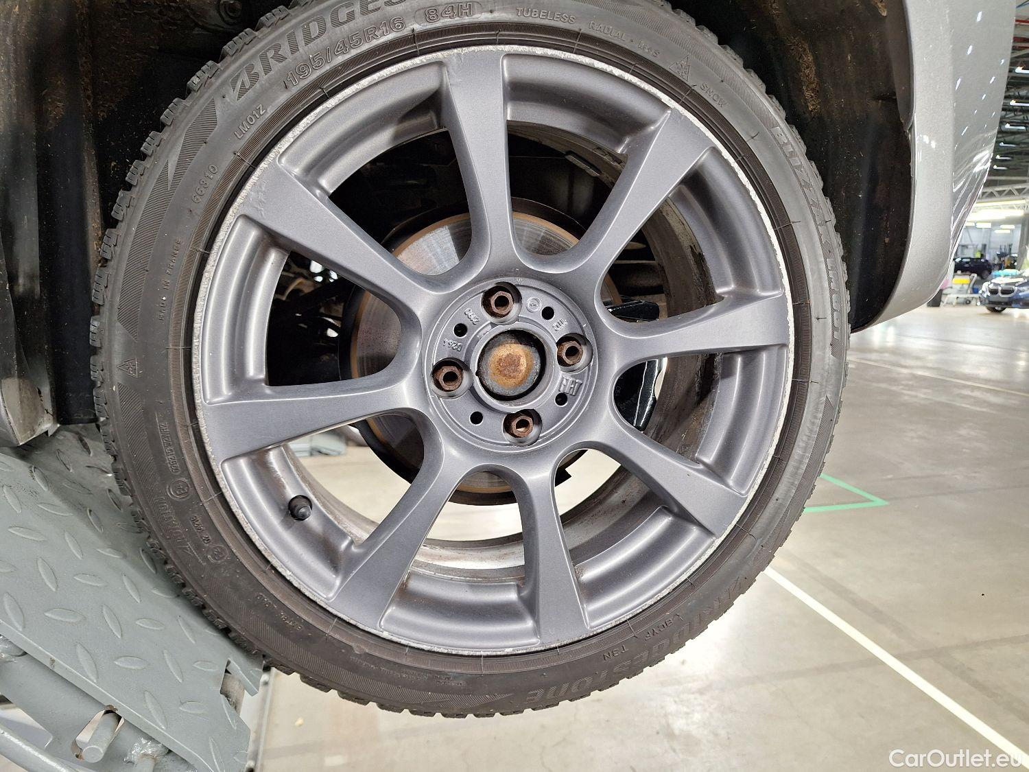  Abarth  500 Fiat,  '15, Abarth  1.4 T-Jet 595 107kW 3d #8