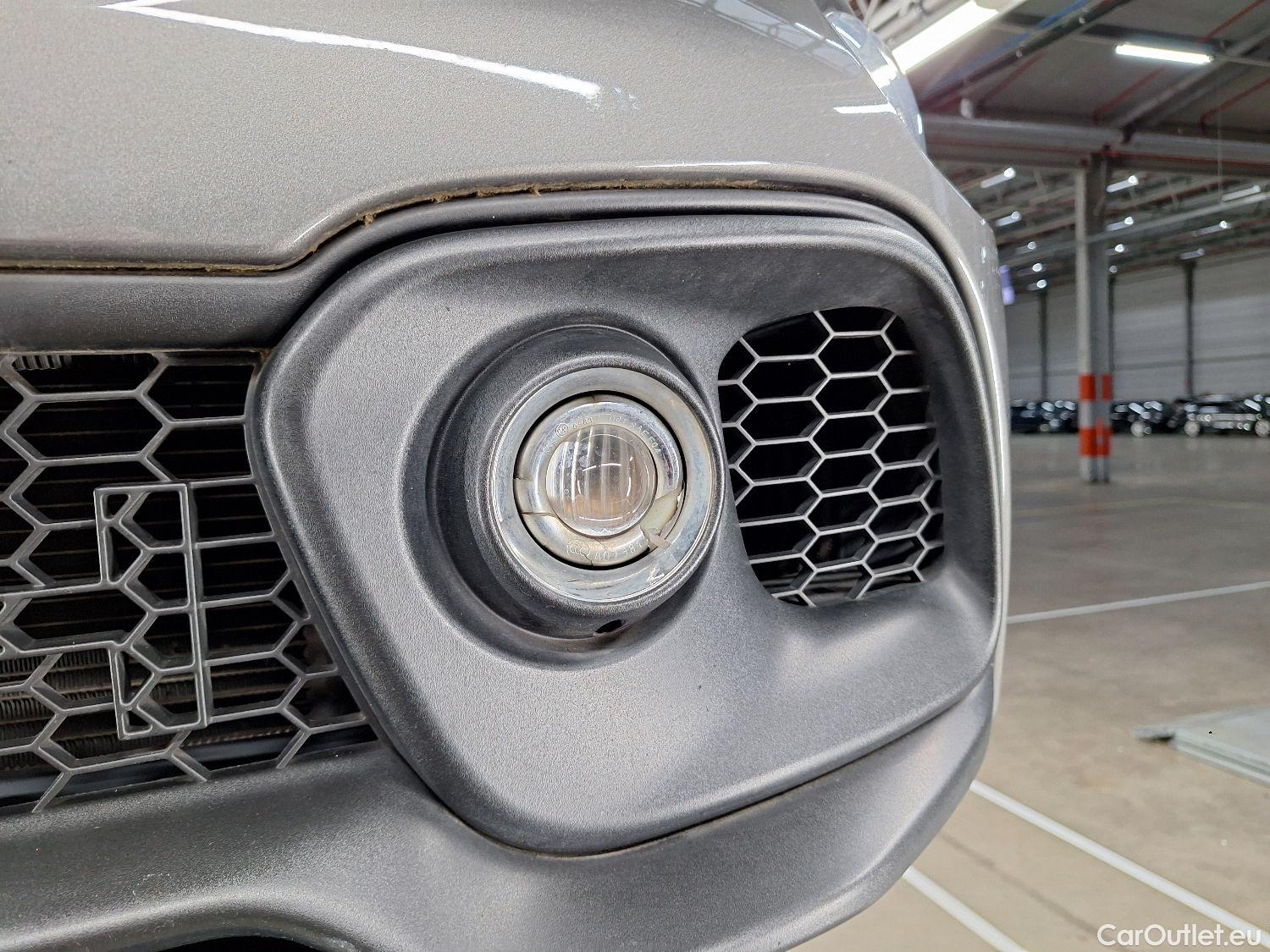  Abarth  500 Fiat,  '15, Abarth  1.4 T-Jet 595 107kW 3d #17