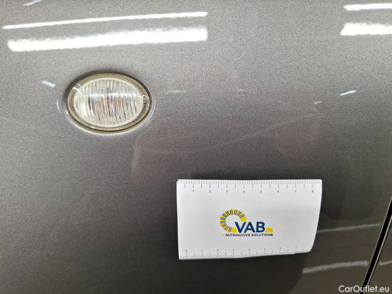  Abarth  500 Fiat,  '15, Abarth  1.4 T-Jet 595 107kW 3d #35