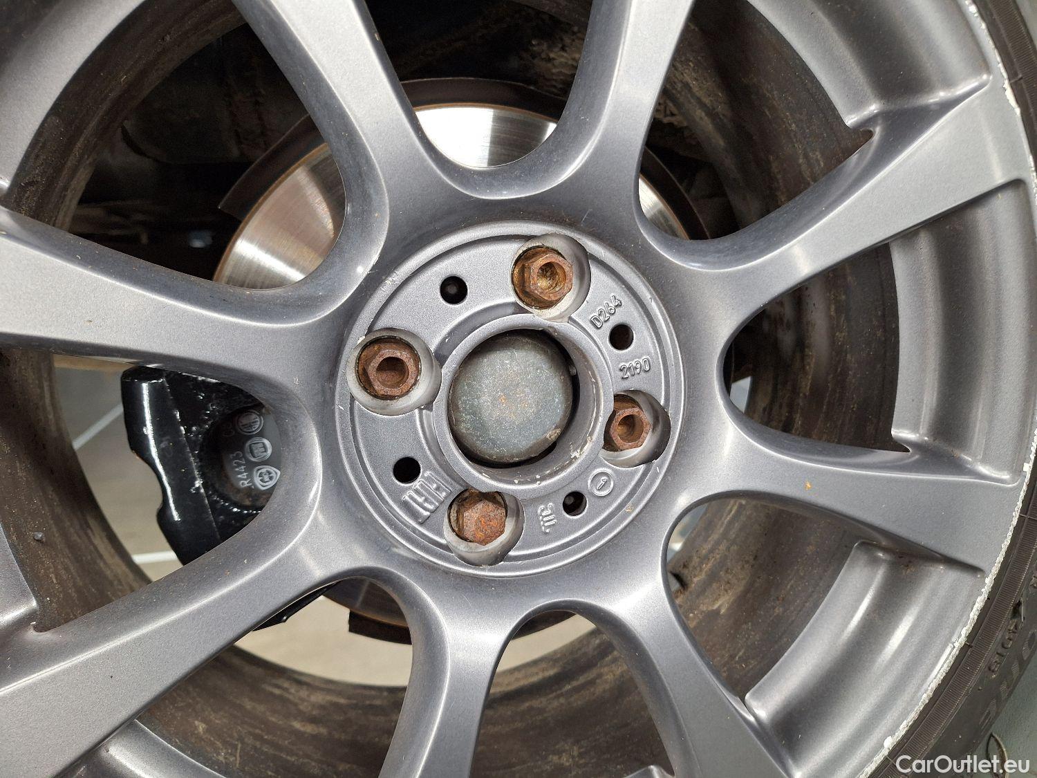  Abarth  500 Fiat,  '15, Abarth  1.4 T-Jet 595 107kW 3d #7